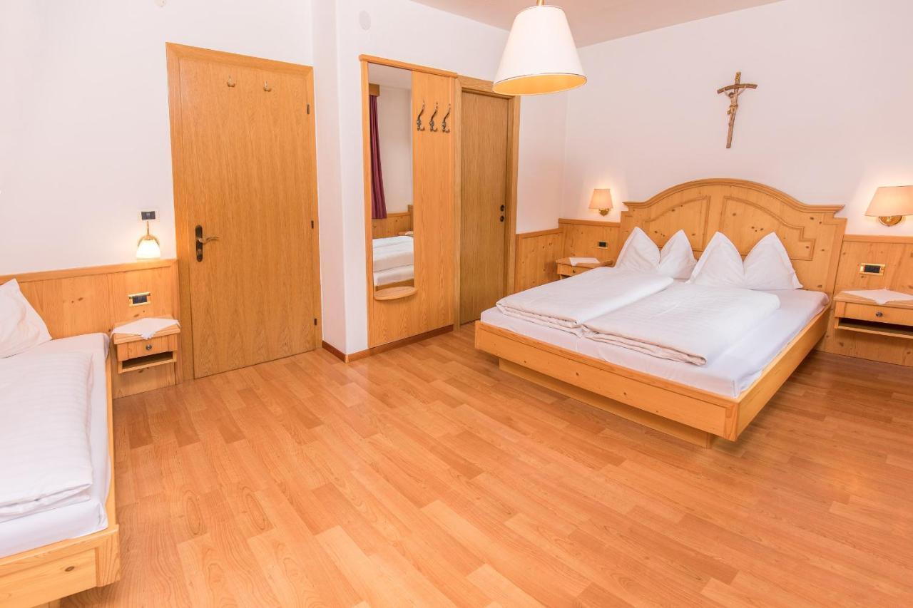 Bed and Breakfast Garni Rives Ortisei Esterno foto
